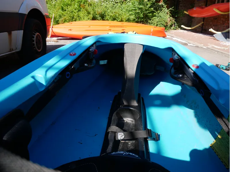 2018 Pyranha Z.One Connect Medium Turquiose Lime Fuschia Used-5