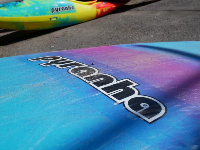 2018 Pyranha Z.One Connect Medium Turquiose Lime Fuschia Used-8