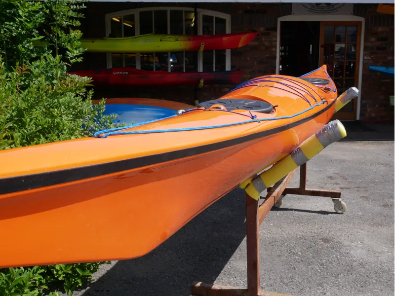 P and H Quest HV Orange Expedition Diolen Used-1