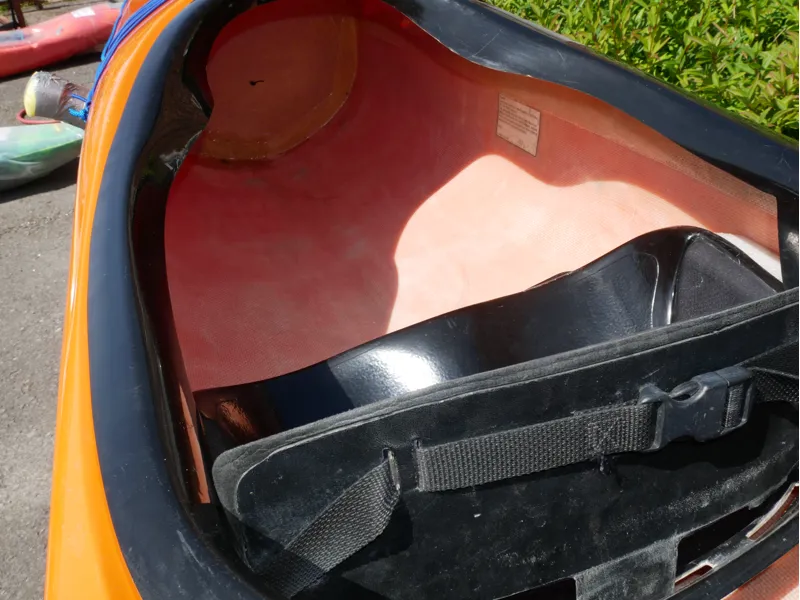 P and H Quest HV Orange Expedition Diolen Used-3