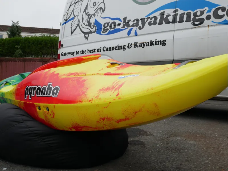 Pyranha Burn III Medium Stout 2 - Factory 2nd-1