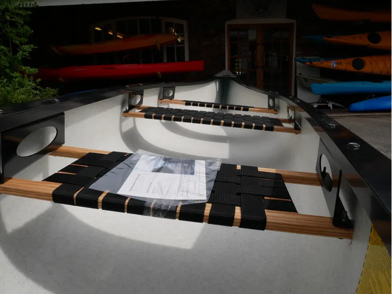 Venture Ranger 14 CoreLite 3 Plastic Seats Dark Green-2