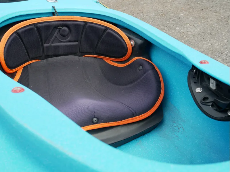 Venture Capella 160 Ocean Turquoise Skeg - Used-4