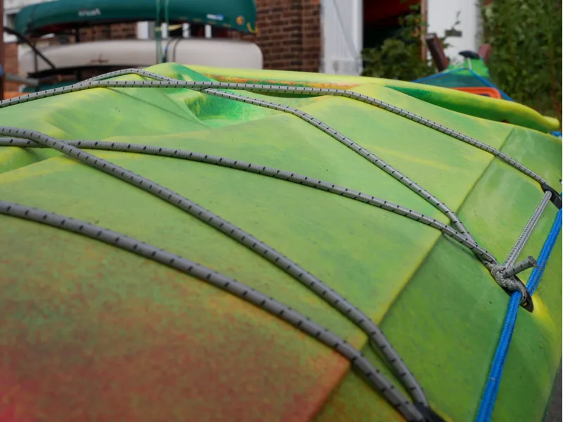 Venture Easky 15 Yellow Green Red Skeg Used-2