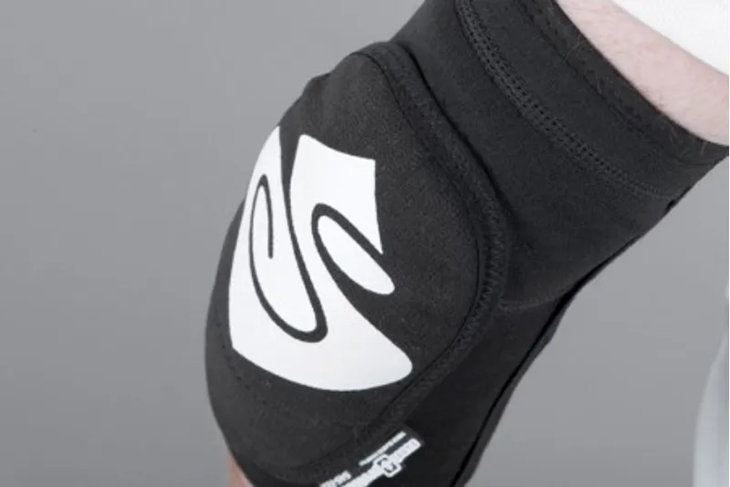 2020 Sweet Protection Bearsuit Elbow Guards-2