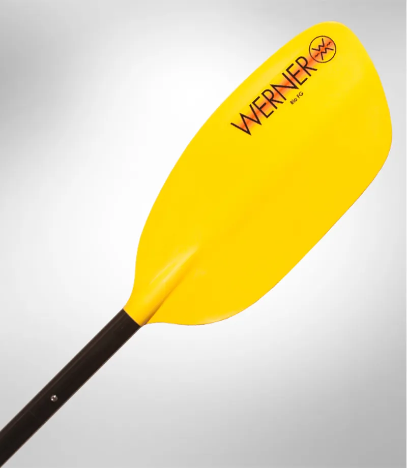 2019 Werner Rio FG Straight Paddle
