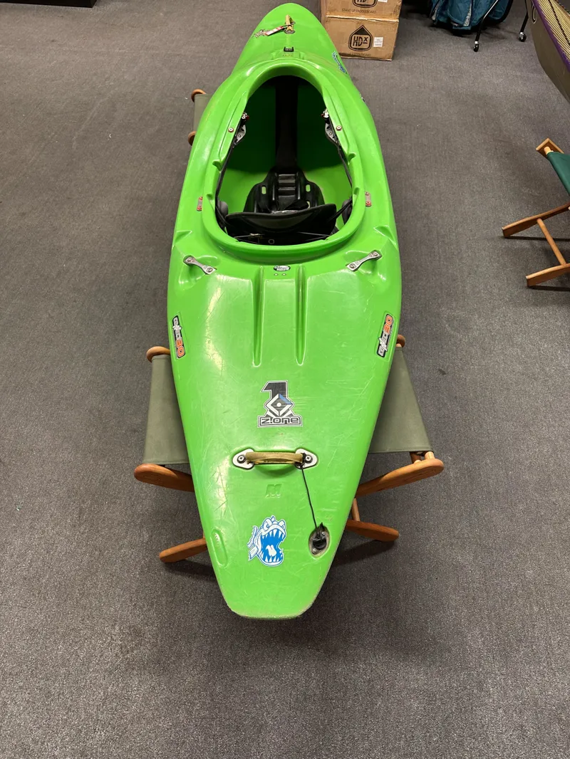 Pyranha Z.One River Running Whitewater Kayak Medium Part Ex-6