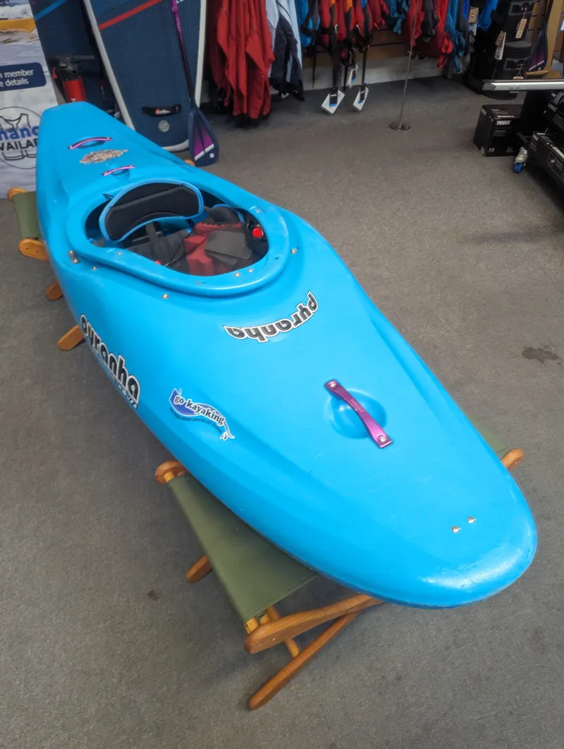 2024 Pyranha Firecracker 242 Sully Blue EX DEMO-3